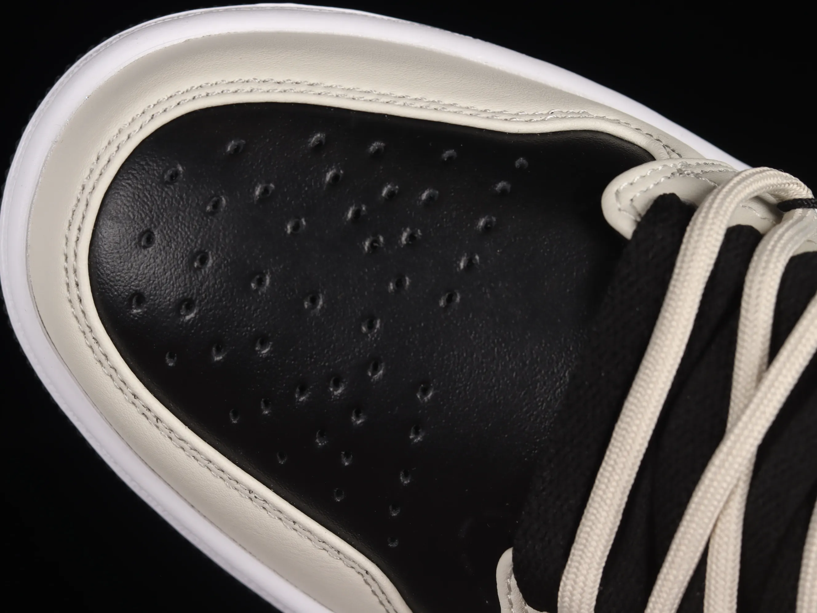 All categories Air Jordan Jordan series basketball shoes Air Jordan 1 Low Z version Air Jordan 1 Low AJ1 Joe 1 customized version Vibe flavor deconstruction Sports culture basketball shoes 553558-062